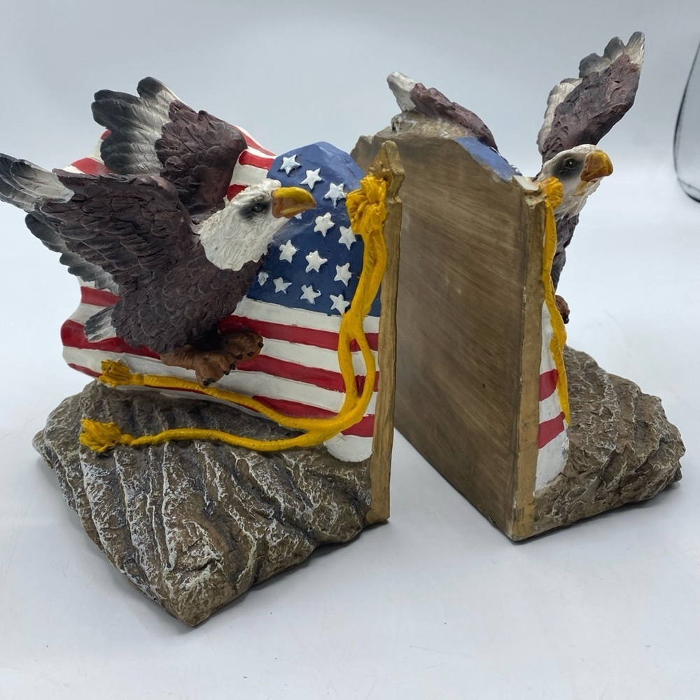 American Eagle With American Flag Bookends Resin See Discreption